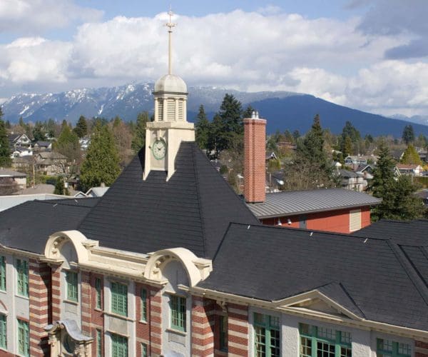 Commercial Roofing Company
