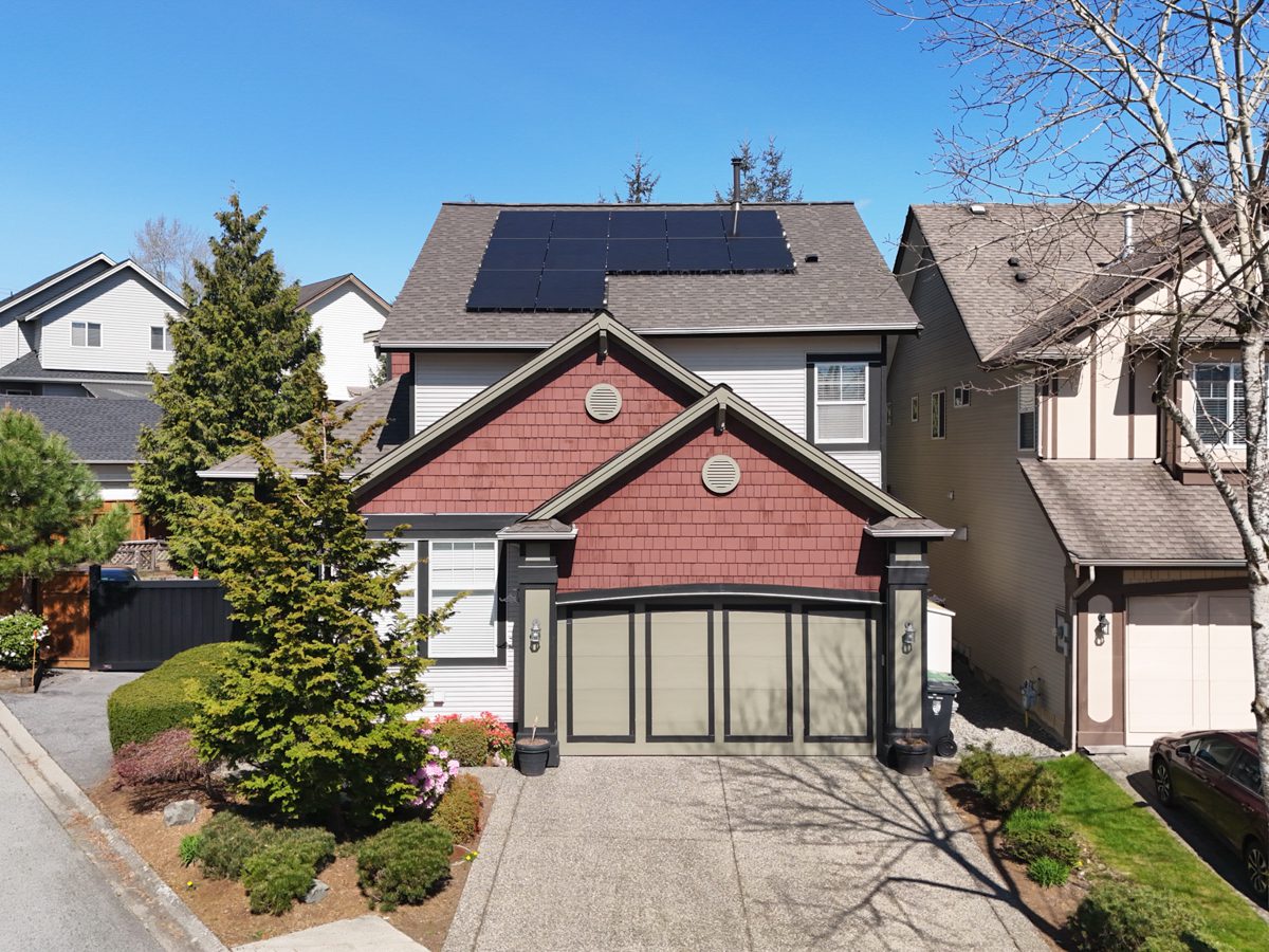 Black_Solar_Panels_Langley