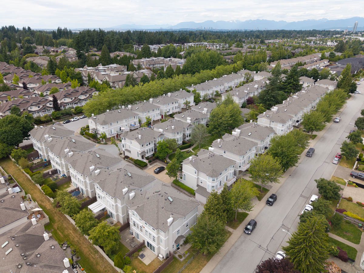 Multifamily_CedarTwin_Surrey